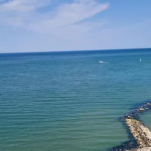  Appartamento Lamar Seafront Italia